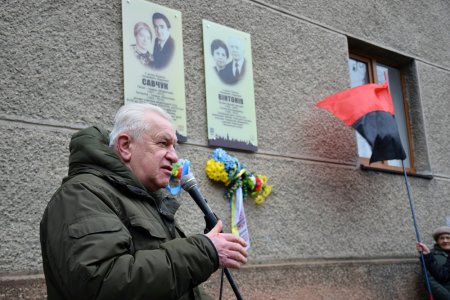 У місті відкрили анотаційну дошку подружжю Вінтонів У місті відкрили анотаційну дошку подружжю Вінтонів