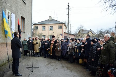 У місті відкрили анотаційну дошку подружжю Вінтонів У місті відкрили анотаційну дошку подружжю Вінтонів