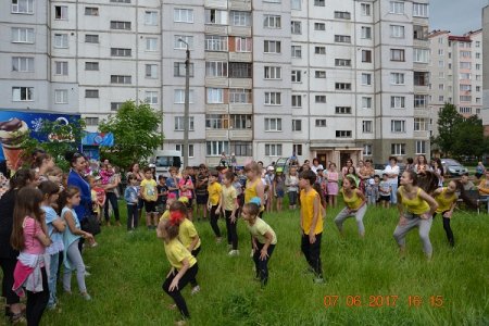 «Забави по-козацьки» для літей «Забави по-козацьки» для літей