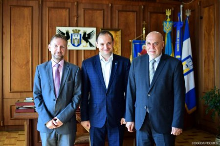 Руслан Марцінків познайомився з новим генконсулом Славаччини Руслан Марцінків познайомився з новим генконсулом Славаччини