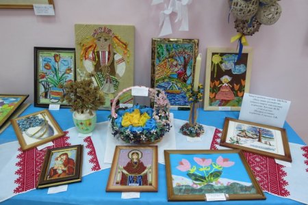 Закриття виставок-конкурсів творчих робіт вихованців та учнів із гуртків та студій образотворчого та декоративно-ужиткового мистецтва