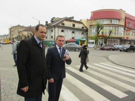 На вулиці Тичини з’явилась нова розмітка