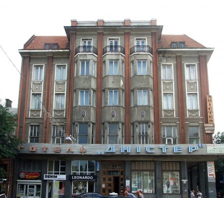 Готель «Дністер», будинок ЗУНРу/ Hotel «Dniester», house of ZUNR