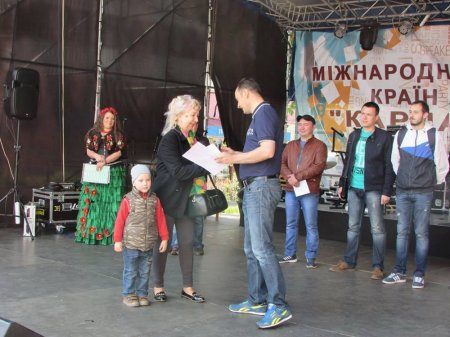 Міський голова привітав батьків у котрих народились діти в День міста