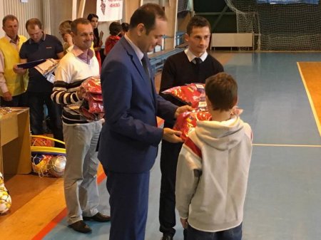 Міський голова нагородив футбольну школу імені Мирослава Думанського 