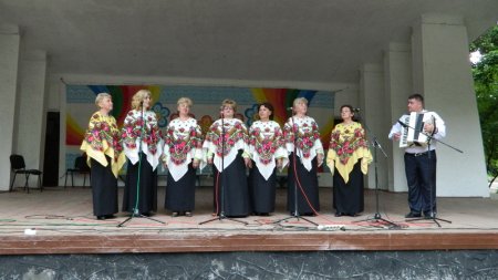 Відбувся творчий звіт  народного аматорського хору "Первоцвіт"