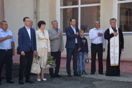 В Івано-Франківську відкрили анотаційну дошку Богдану Дебенку