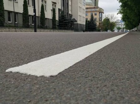Благоустрій в деталях: в Івано-Франківську тривають весняні роботи