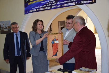 Культурна інтеграція: у краєзнавчому музеї відкрилася виставка міст-побратимів