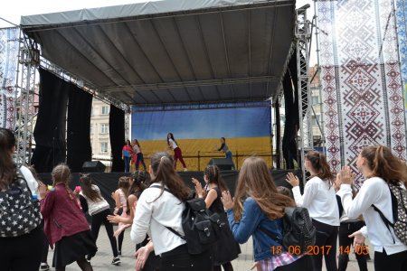 Молодь єднає Україну