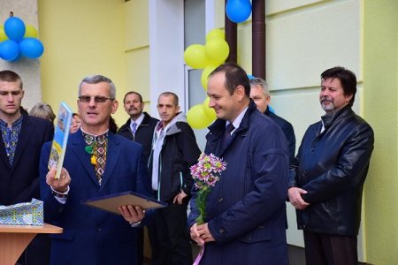 Новий спортзал для столітньої школи