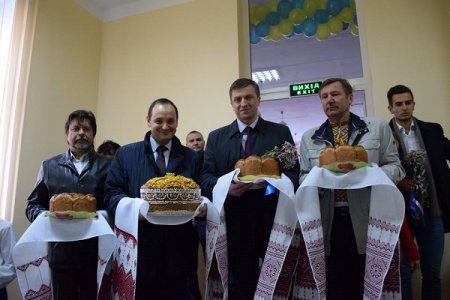 Новий спортзал для столітньої школи