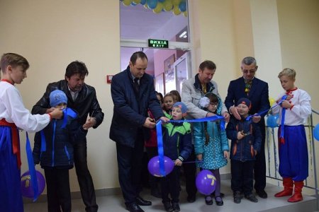 Новий спортзал для столітньої школи