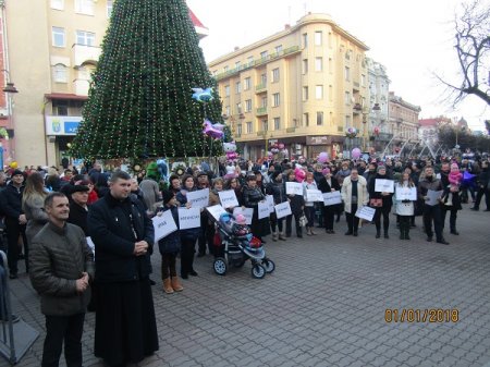 В Івано-Франківську відбувся «Марш Миру» та молитва за мир в Україні 