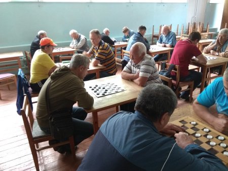 Майстри гри в шашки
