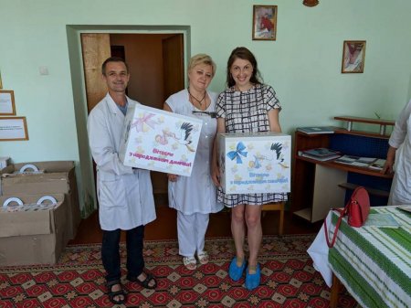 Франківчанка отримала 2 бейбі-бокси