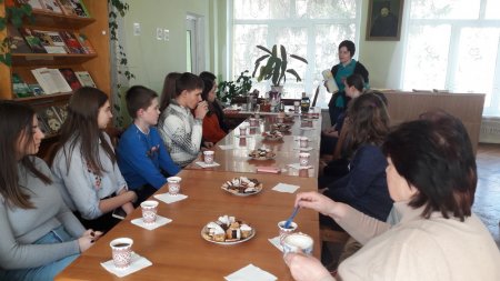 Літературна кав'ярня "Книги з ароматом кави"