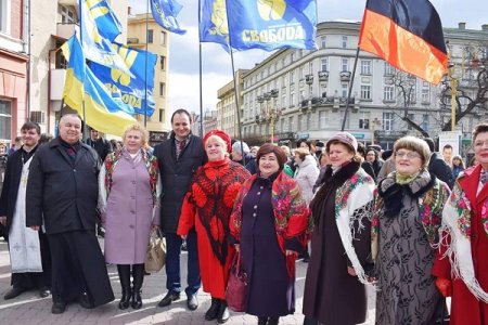 В Івано-Франківську урочисто відзначили 205-у річницю  від дня народження Тараса Шевченка