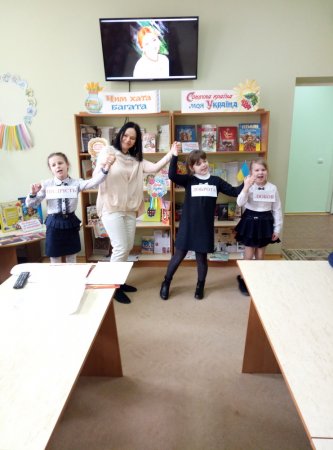 Навчаємося жити добрими людьми