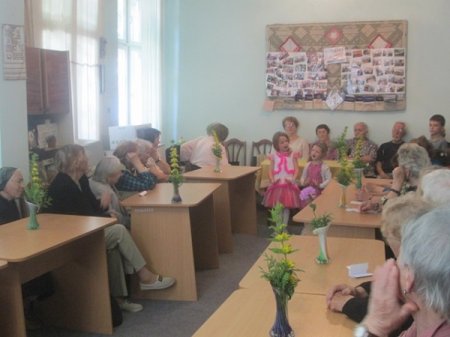 Літературно-музична світлиця «Благородність любові й пошани»