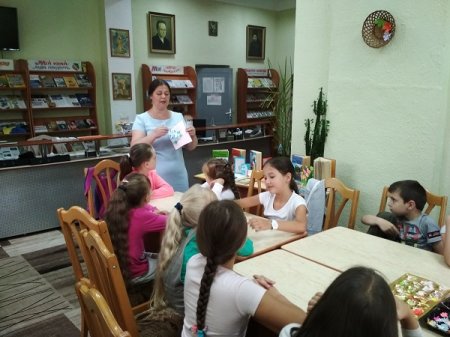 НЕЙМОВІРНИЙ БІБЛІОПІКНІК У ДИТЯЧІЙ БІБЛІОТЕЦІ
