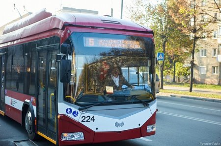 ПОВЕРНЕННЯ: 5-й ТРОЛЕЙБУСНИЙ МАРШРУТ ЗНОВУ ВИЇХАВ НА ВУЛИЦІ МІСТА