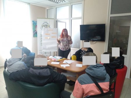 04.04.19 р. в Центрі відвідування МЦСССДМ відбулось чергове заняття з неповнолітніми, які перебувають у конфлікті з законом за Програмою Сходинки, тема - "Насильство"