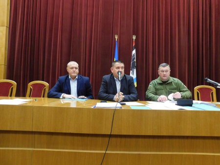 У виконавчому комітеті міської ради проведено заняття з посадовими особами підприємств, установ та організацій відповідальними за військовий облік