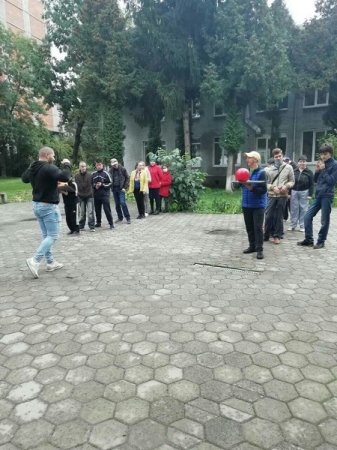 Спортивні естафети серед молоді міського центру «Дивосвіт» 