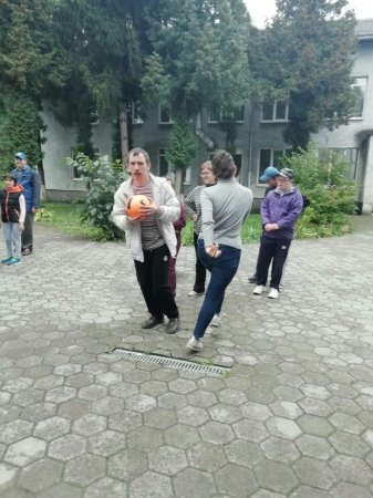 Спортивні естафети серед молоді міського центру «Дивосвіт» 