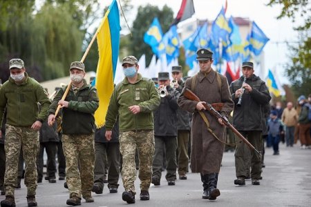 В Івано-Франківську урочисто відзначили  свято Покрови Пресвятої Богородиці,  78-у річницю створення Української  Повстанської Армії, День Українського козацтва  та День захисника України 