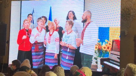 Хорові колективи з-за кордону взяли участь у ХІІ Міжнародному Різдвяному фестивалі «Коляда на Майзлях» в онлайн-форматі