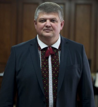 Заступник міського голови - директор Департаменту молодіжної політики та спорту, розвитку територій та роботи з внутрішньо переміщеними особами Федорів В.В.