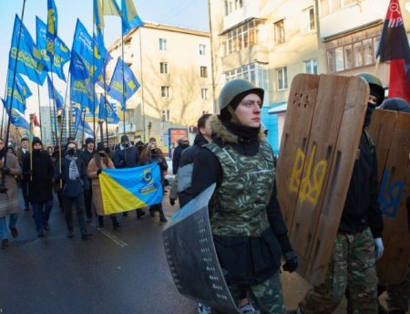 У Івано-Франківську вшанували Героїв Небесної Сотні