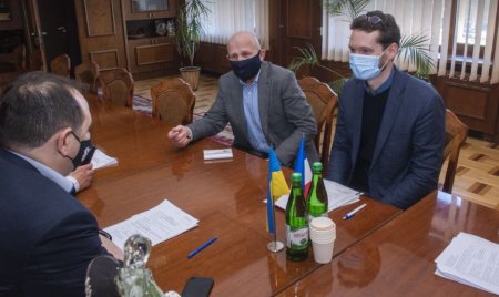 Міський голова Руслан Марцінків зустрівся з Аташе Посольства Франції в Україні з культурних питань Тома Белламі