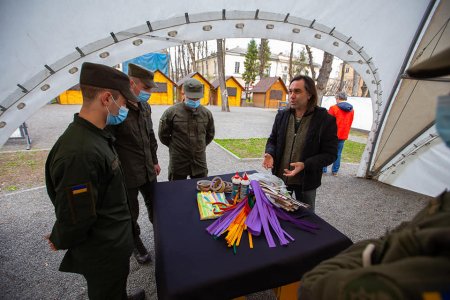 Створення «Раєць» та основи писанкарства: великодні майстер-класи у палаці Потоцьких