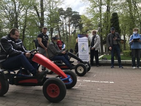 Змагання з перегонів на веломобілях серед дітей та молоді з інвалідністю