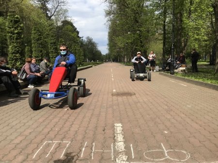 Змагання з перегонів на веломобілях серед дітей та молоді з інвалідністю