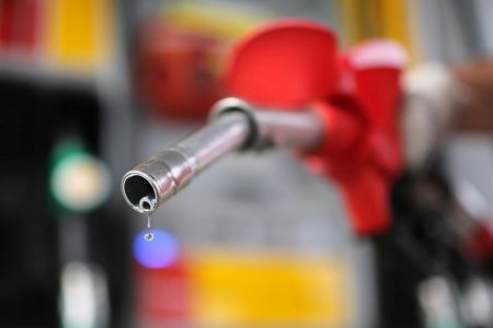 Уряд встановив тимчасове державне регулювання цін на пальне