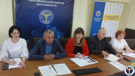 Обласна служба зайнятості розпочала профорієнтаційний проєкт «Повір у себе»