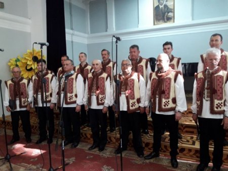 ЗВАННЯ "НАРОДНИЙ АМАТОРСЬКИЙ" ПІДТВЕРДИЛИ ДВА МИСТЕЦЬКІ КОЛЕКТИТВИ