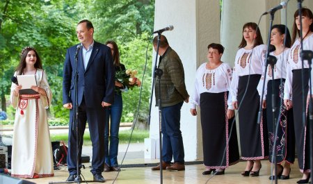 "Мелодії парку" на літній естраді міського парку культури та відпочинку ім. Т. Шевченка