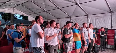 Підтримати збірну – в палаці Потоцьких
