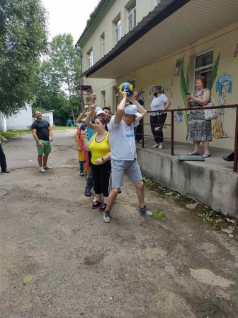 Спортивні естафети серед дітей та молоді з функціональними обмеженнями 