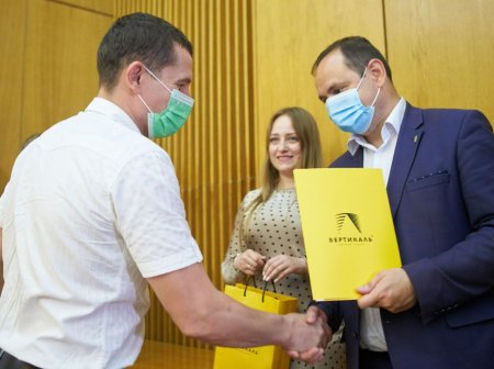 ВРУЧЕННЯ КВАРТИР УЧАСНИКАМ БОЙОВИХ ДІЙ