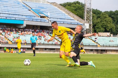 МФК «Прикарпаття»  підписав Меморандум з львівським "Рухом".