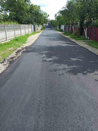 РОЗПОЧАВСЯ РЕМОНТ ДОРОЖНЬОГО ПОКРИТТЯ У С.ЧЕРНІЇВ