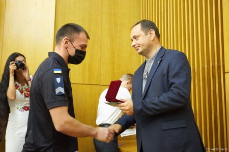 ВІДБУЛАСЬ УРОЧИСТА СЕСІЯ ІВАНО-ФРАНКІВСЬКОЇ МІСЬКОЇ РАДИ