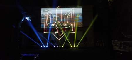 ОРКЕСТРИ, ФІЛЬМИ ТА БОЇ «ARMY MMA»: ЯК ПАЛАЦ ПОТОЦЬКИХ СВЯТКУВАВ