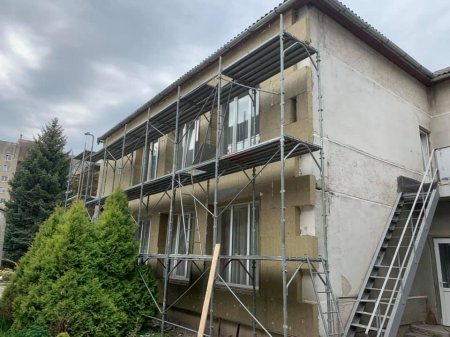 СТАРТУВАВ КАПІТАЛЬНИЙ РЕМОНТ МОЛОДШОЇ ШКОЛИ «ПАСІЧНЯНСЬКА»